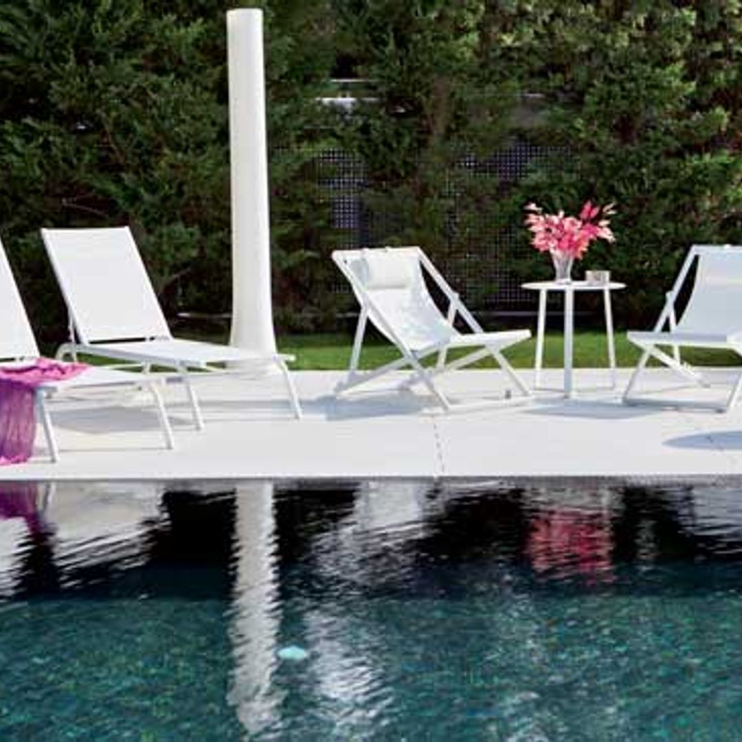 Este verano... ¡móntate un oasis alrededor de la piscina!