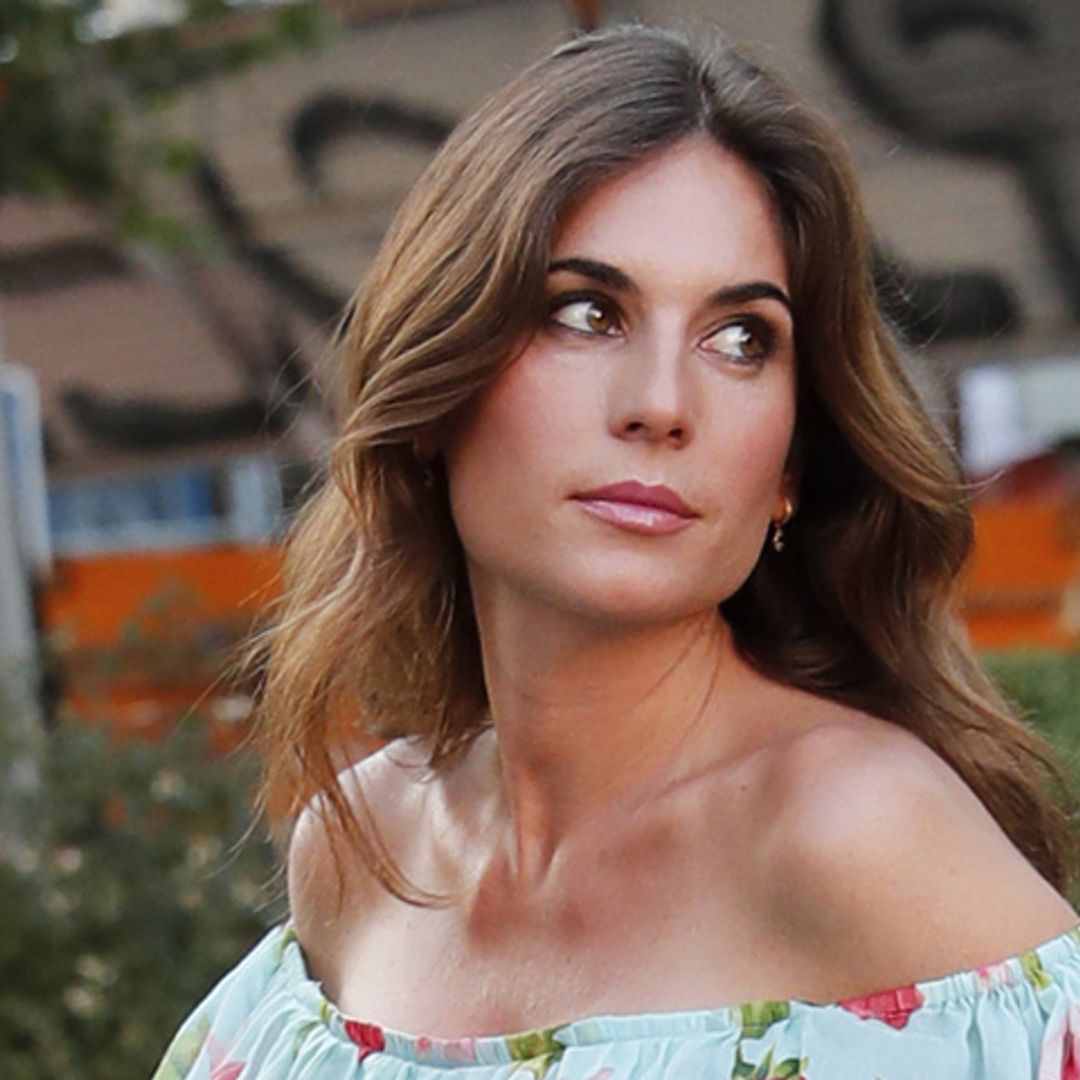 Lourdes Montes comparte una preciosa foto del pequeño Curro con su bisabuela