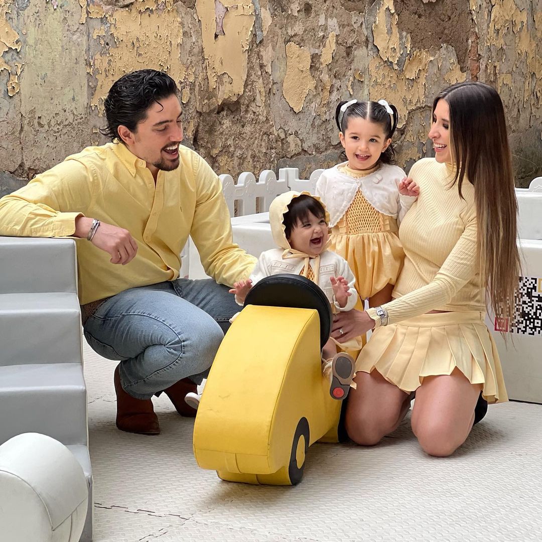 Alex Fernández se sincera sobre sus hijas y la importancia de ser un padre presente