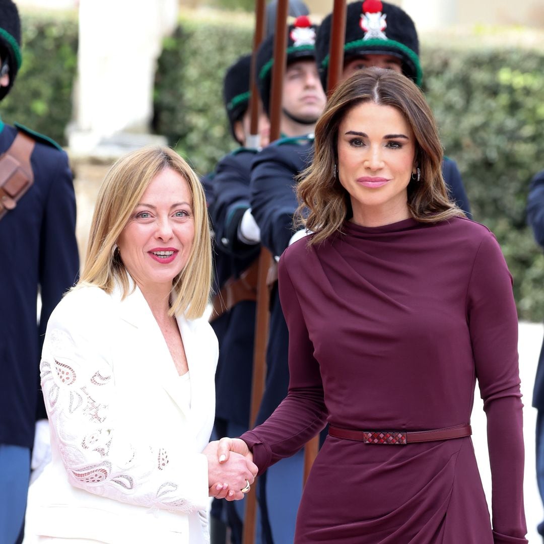 Rania de Jordania lleva su compromiso humanitario a Roma y es recibida por Giorgia Meloni