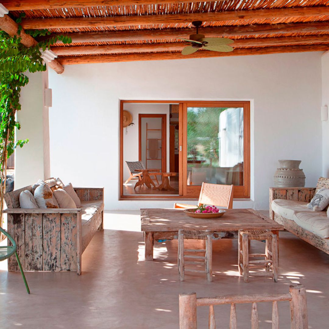 10 salones de verano que vas a querer montar en tu porche o terraza