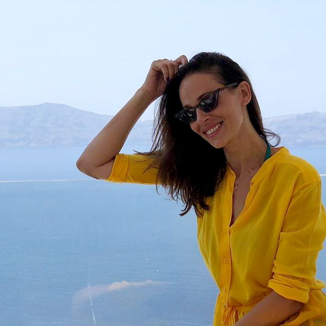 Eva González apura los últimos rayos de sol con su hijo Cayetano