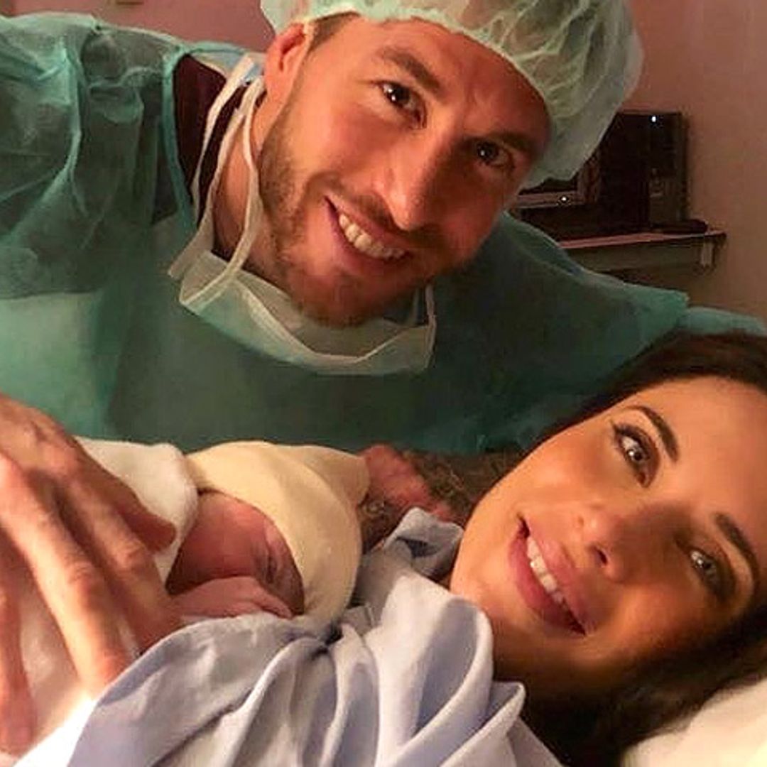 Las similitudes del posado de Pilar Rubio y Georgina Rodríguez tras dar a luz