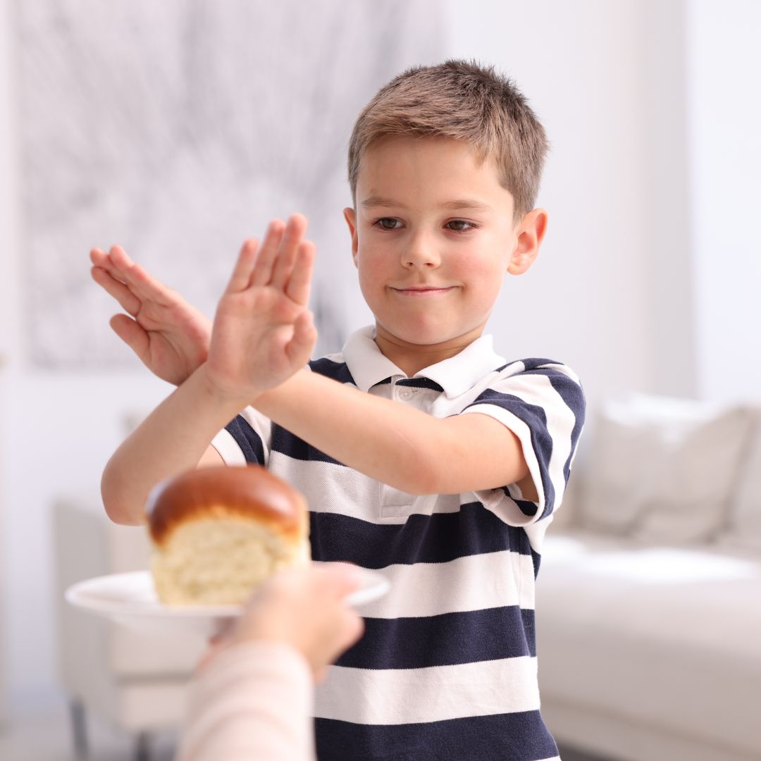 "No hay que centrarse solo en que el niño coma": lo que debes evitar si la hora de la comida es una 'batalla' con tu hijo