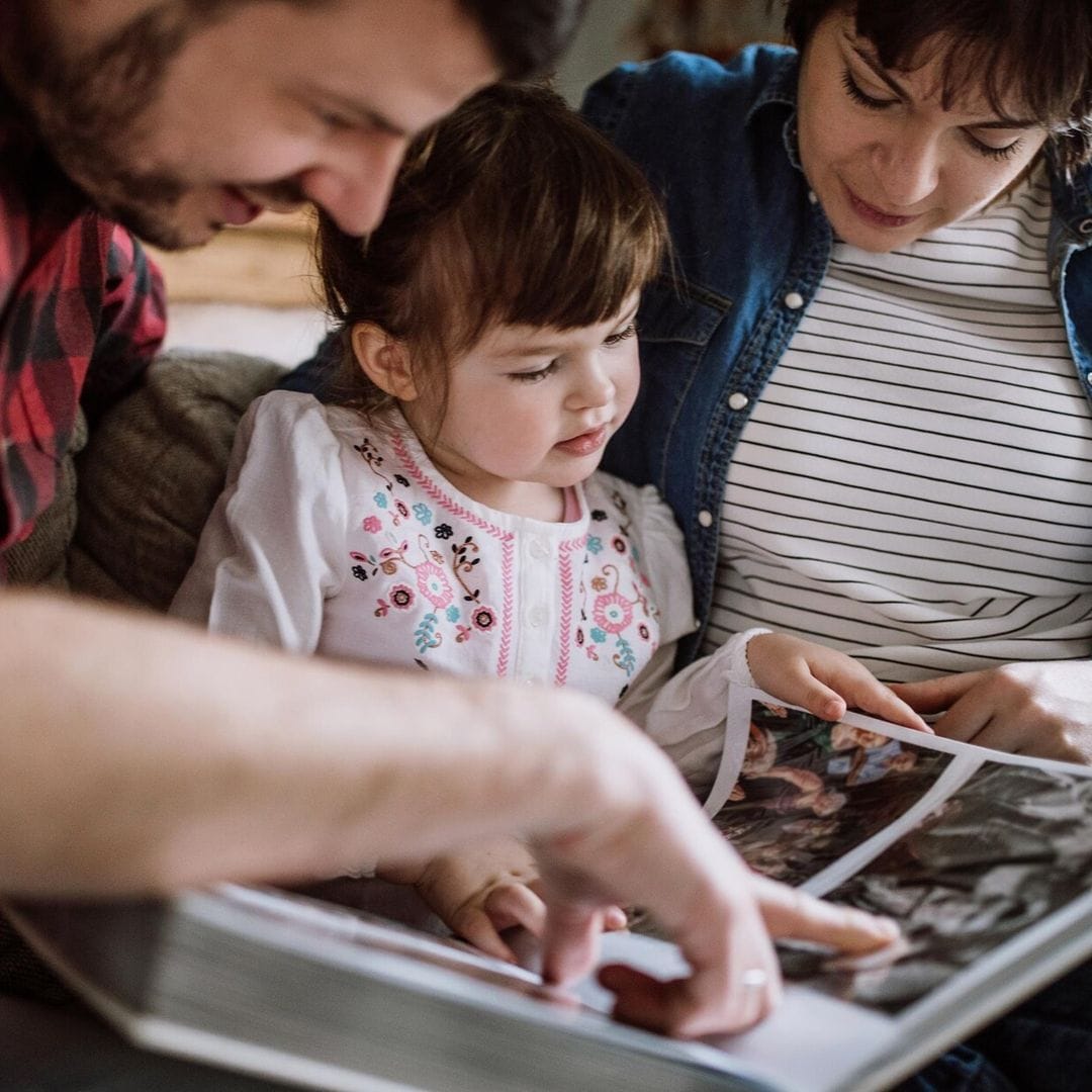El álbum de fotos, un tesoro con multitud de beneficios para tus hijos