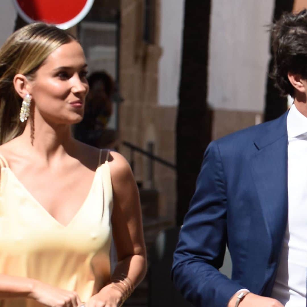 María Pombo, una diva 'Old Hollywood' con vestido lencero y pendientes de diamantes