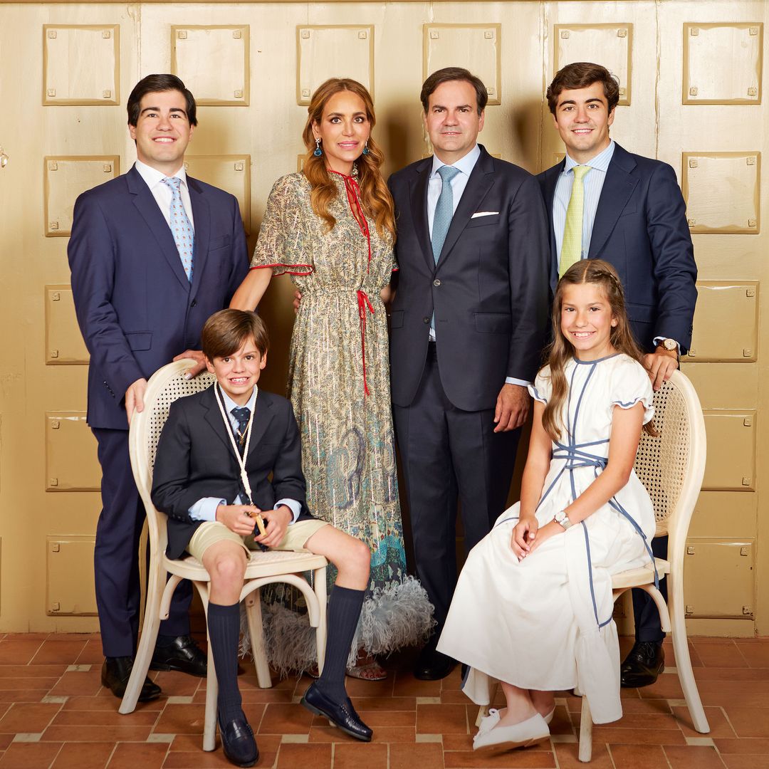 La gran celebración familiar de Gema Ruiz: del emotivo posado de sus cuatro hijos a unos padrinos de excepción