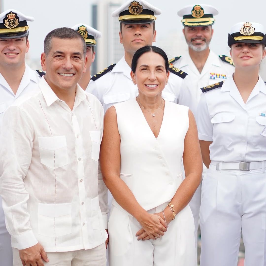 La princesa Leonor participa en un acto de hermandad antes de dejar Cartagena de Indias: los detalles e imágenes