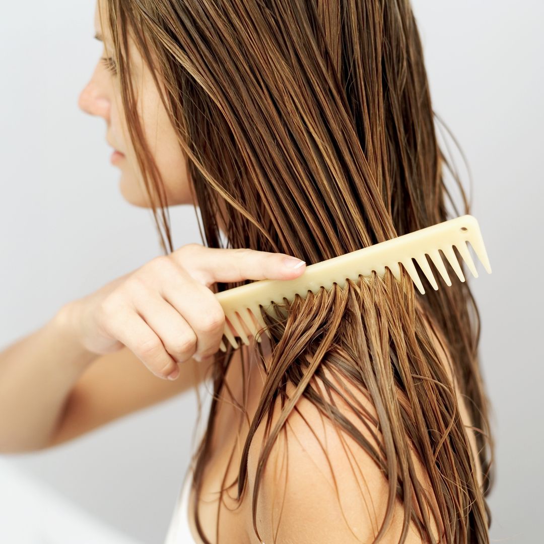 La mascarilla con keratina y leche de cabra que deja tu pelo superhidratado, suave y brillante cuesta menos de 5€