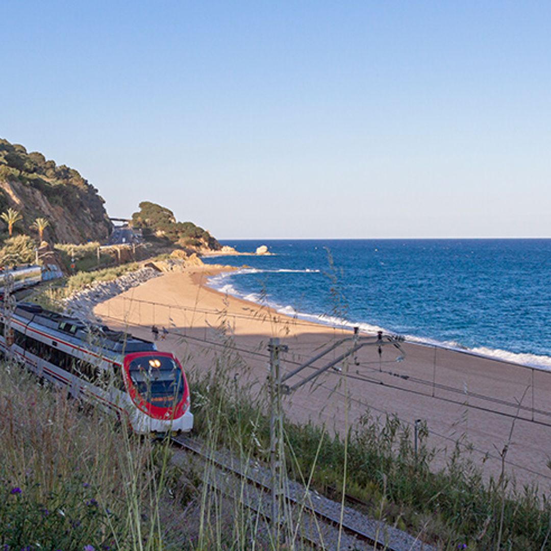 A la playa en metro, proxima estación: el mar