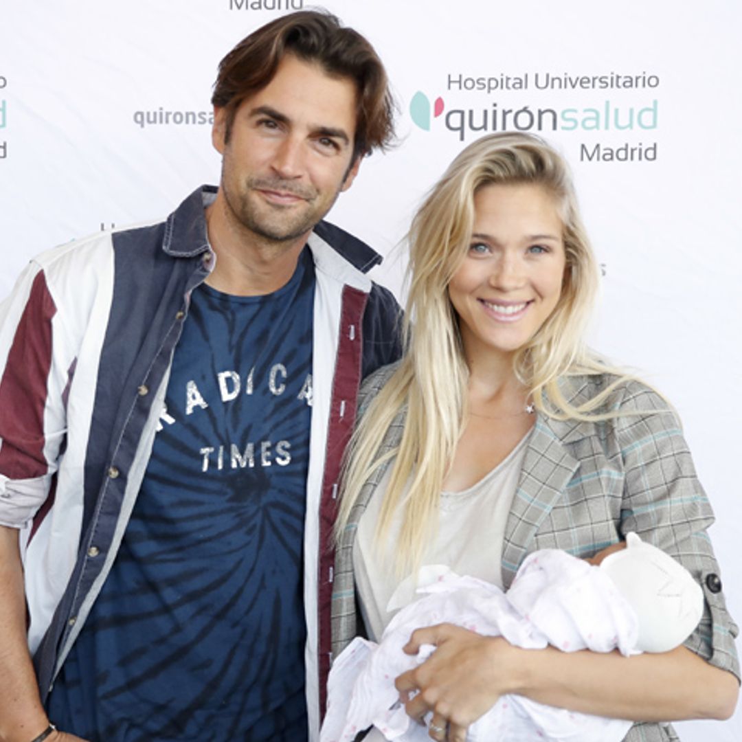 Patricia Montero y Álex Adrover se van a casa con su segunda hija, Layla