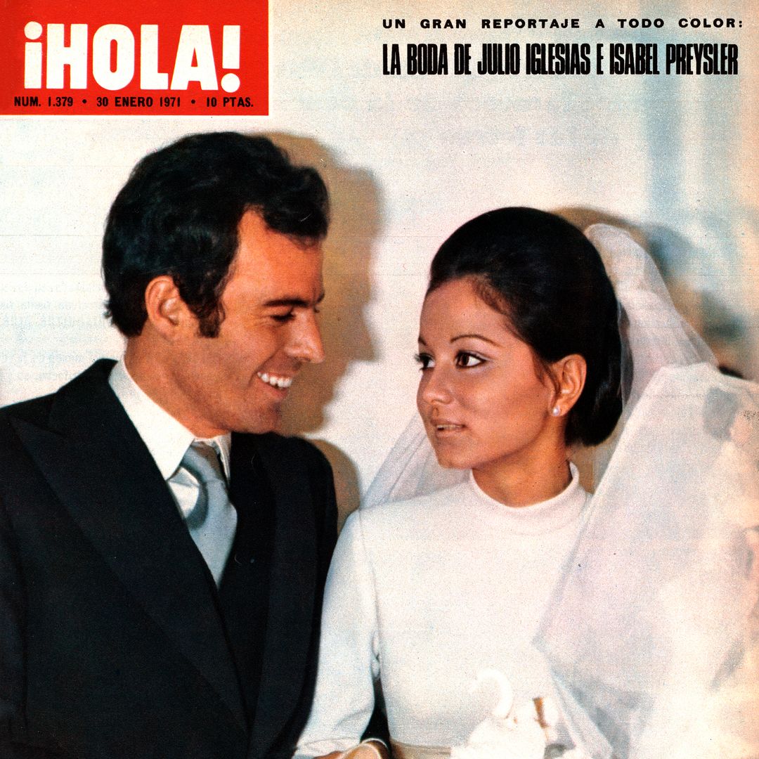 Una boda a los 8 meses de conocerse y un vestido que cambió la moda nupcial: la historia de amor de Isabel Preysler y Julio Iglesias