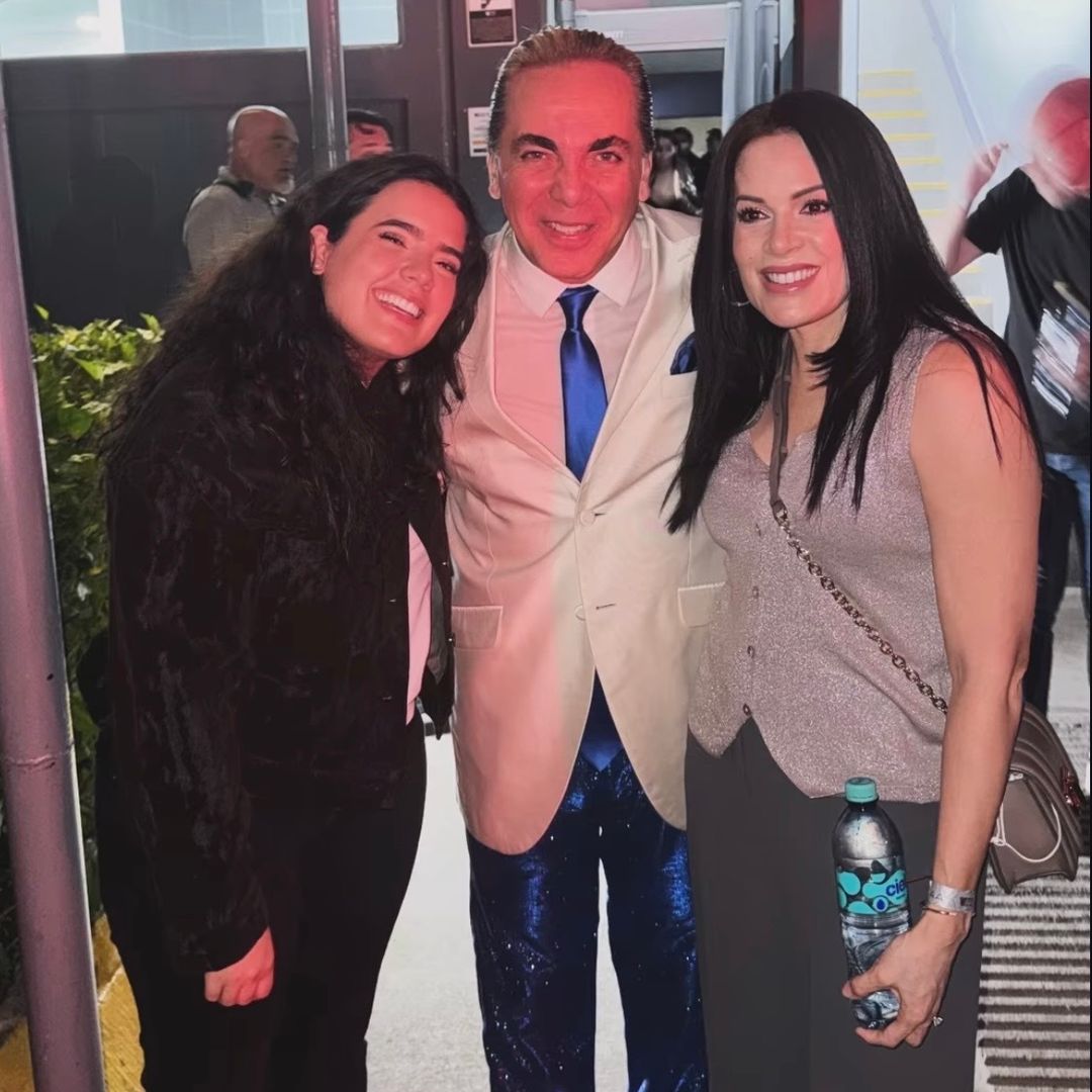 Camila Fernández disfruta del concierto de Cristian Castro junto a su mamá y su hija Cayetana