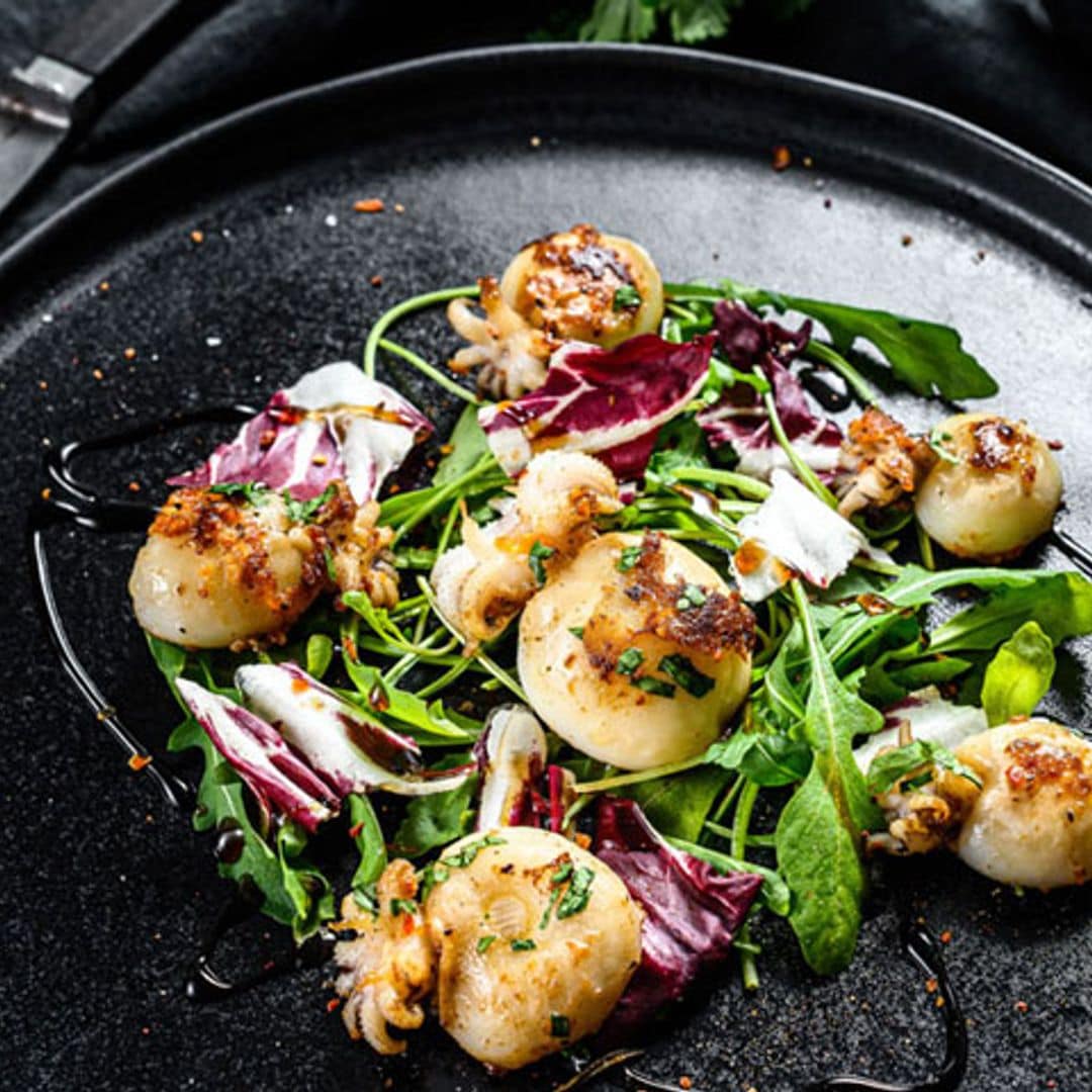 Ensalada de rúcula y choquitos