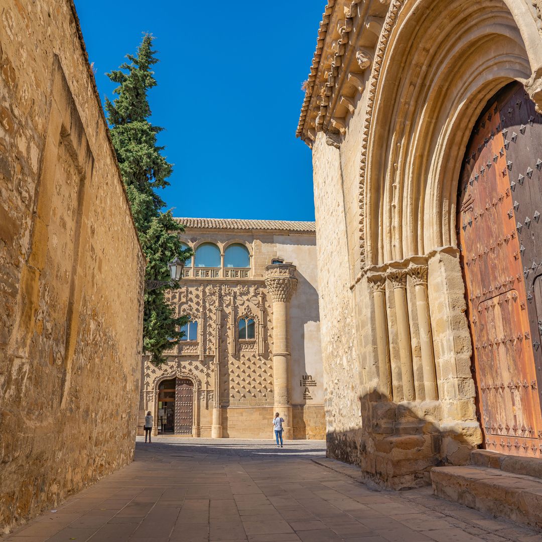 Parece Roma pero es una ciudad andaluza, Patrimonio de la Humanidad, y tiene un encanto irresistible