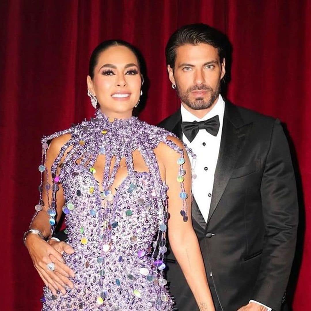 Orgulloso, el novio de Galilea Montijo la acompaña en su noche más especial