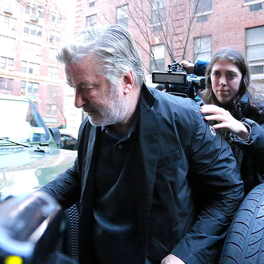 Las primeras imágenes de Alec Baldwin tras ser acusado de homicidio involuntario por La Fiscalía de Nuevo México