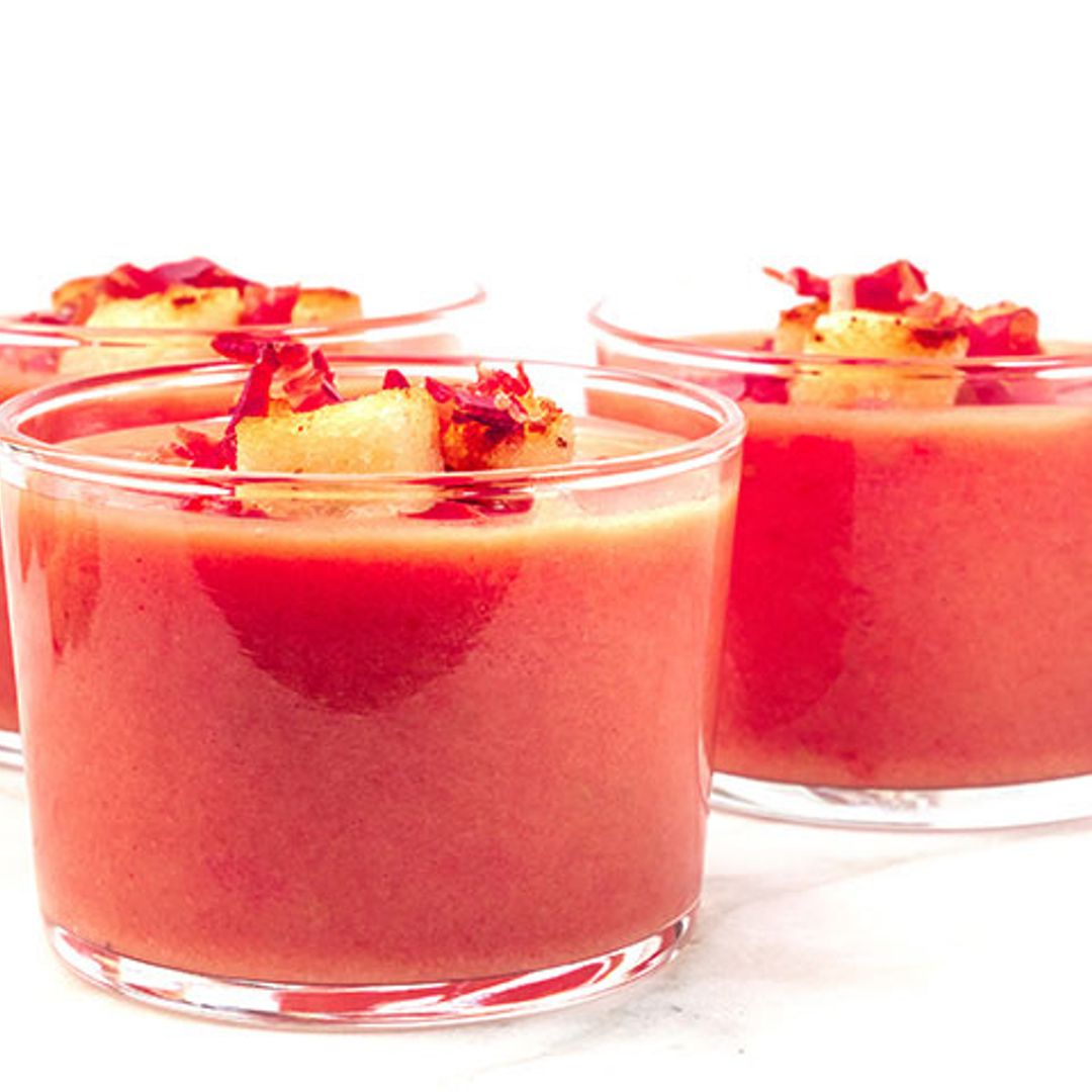 Salmorejo de frutas rojas