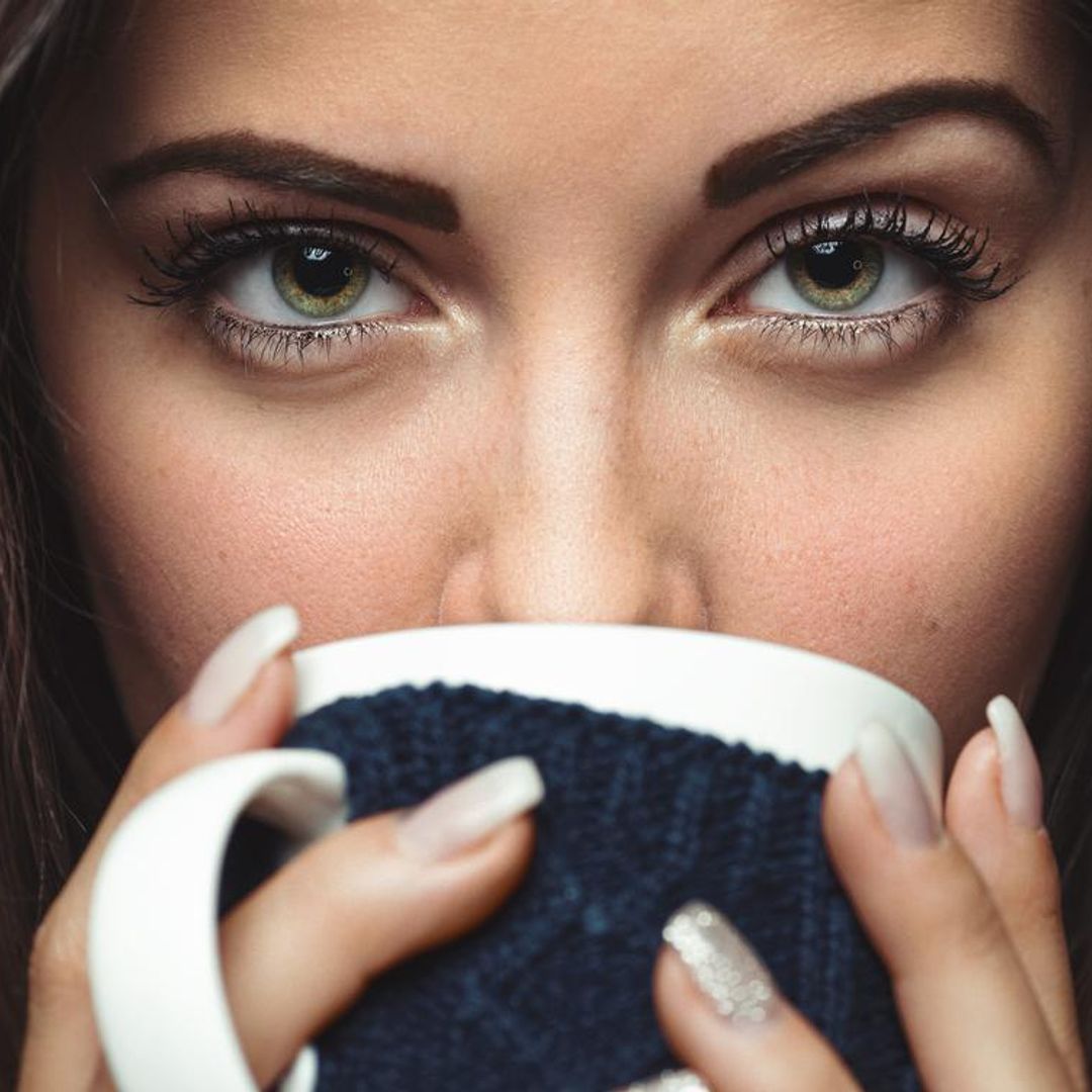 Energía y antioxidantes en tu bebida caliente matutina