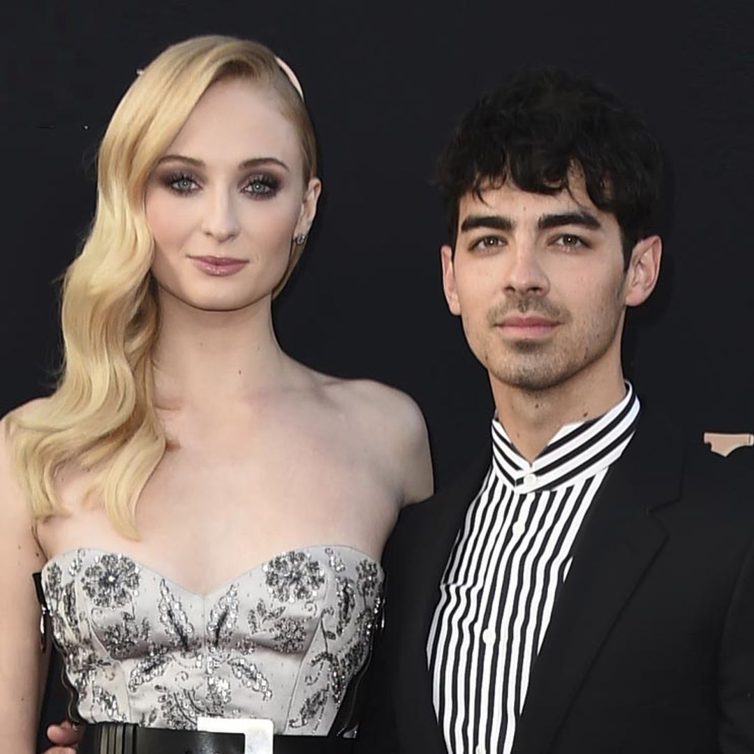 ¡Se desvela el secreto! Joe Jonas y Sophie Turner comparten la primera foto de su boda en Francia