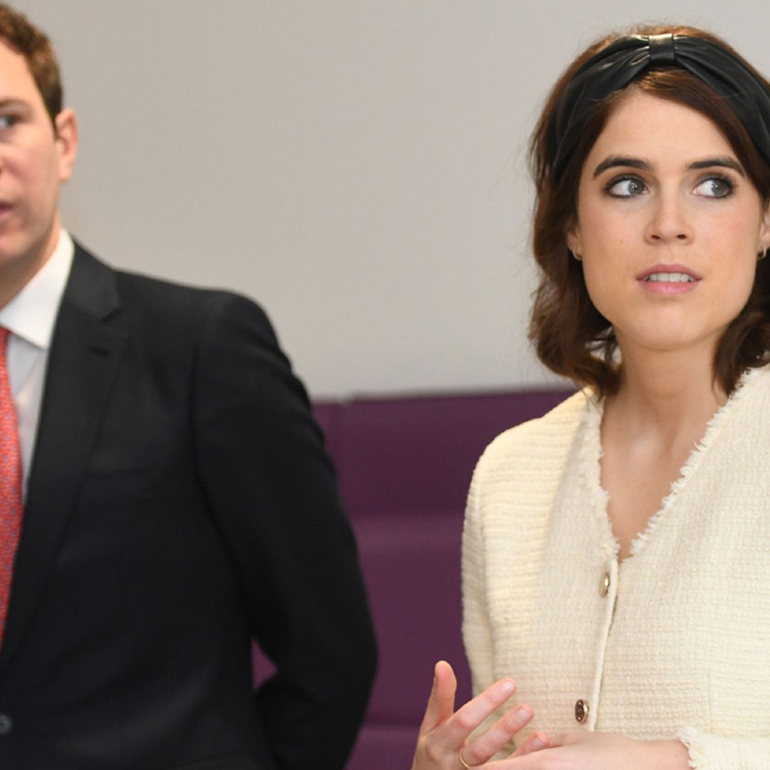 Las fotos de las que todos hablan: Jack Brooksbank, marido de Eugenia de York, y tres modelos en un yate