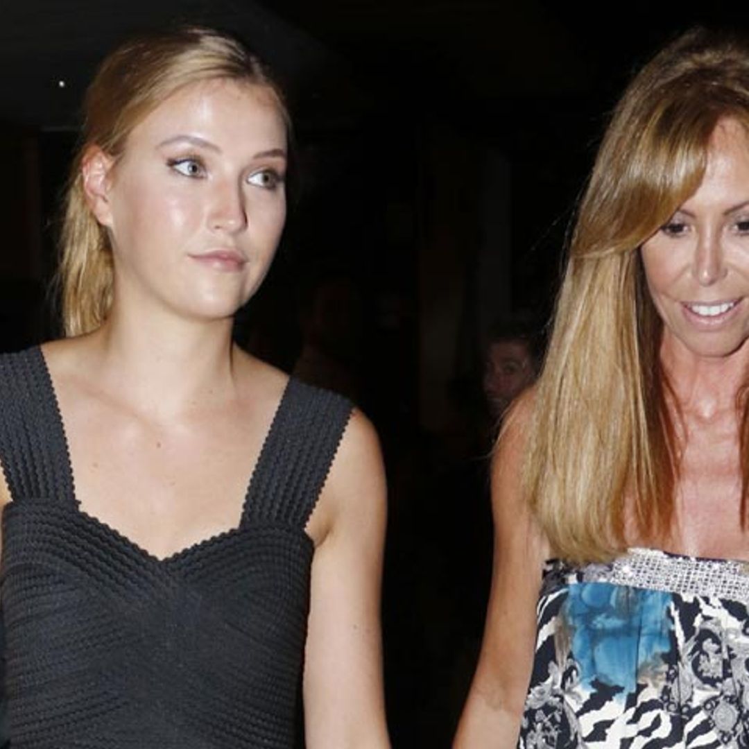 La hija de Álvaro Muñoz Escassi, Anna Barrachina, se va a vivir con Lara Dibildos