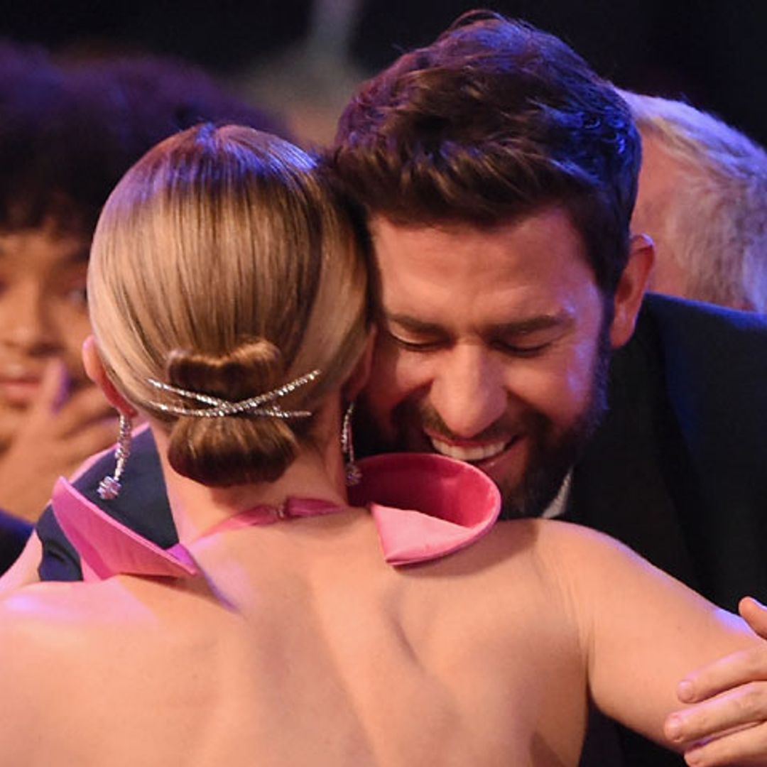 Emily Blunt emociona a su marido, John Krasinski, al recoger el SAG por la película que han rodado juntos