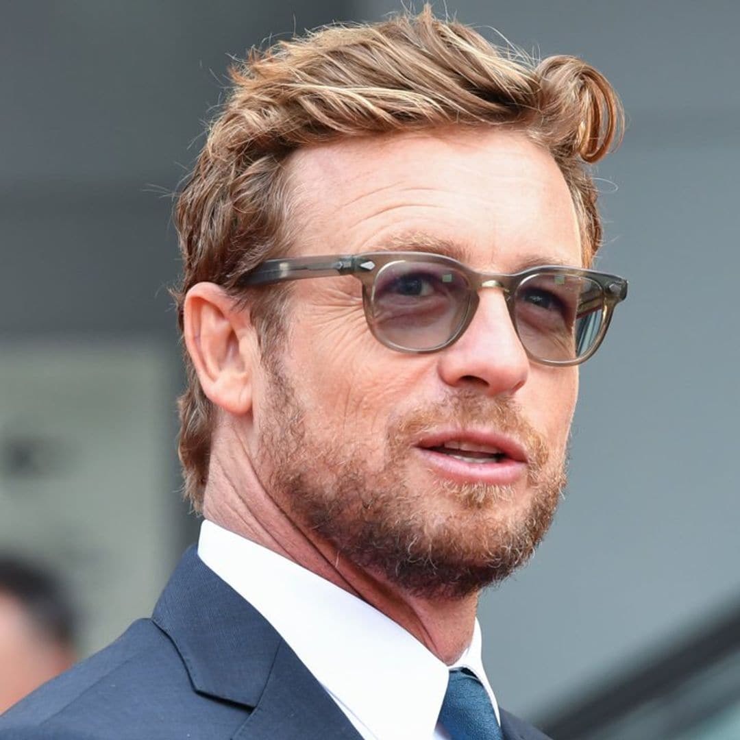 Así es la espectacular mujer que ha hipnotizado a Simon Baker, ‘El Mentalista’