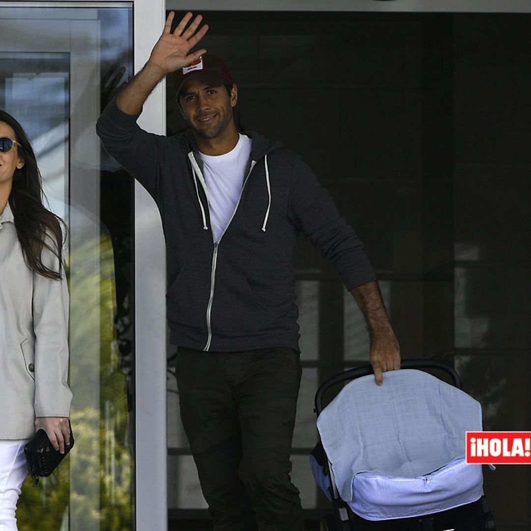 Ana Boyer y Fernando Verdasco abandonan el hospital con su hijo Miguel