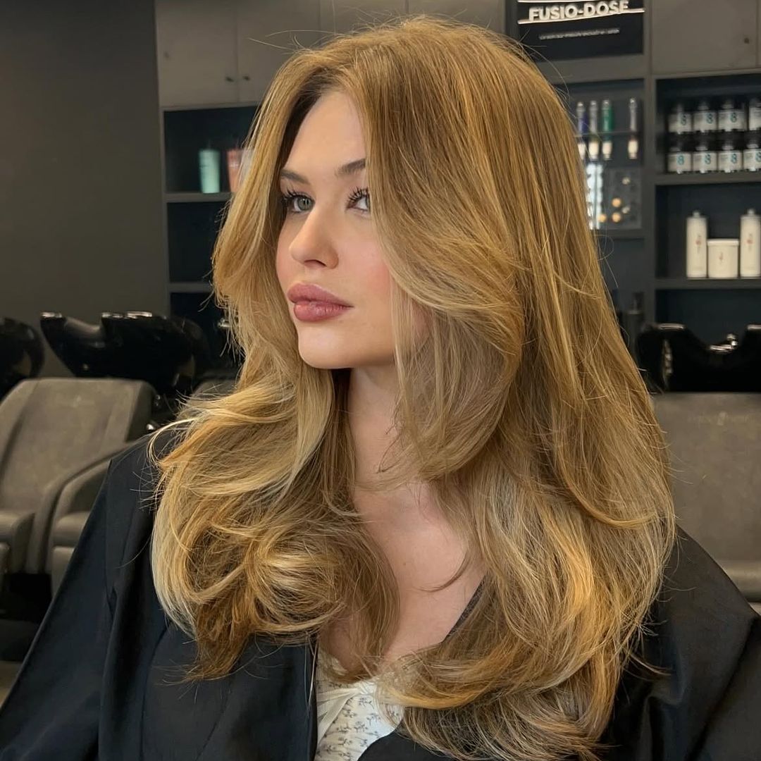 Sonia de Teresa, estilista, sobre el error más común al usar la mascarilla de pelo: "Hay que aplicarla antes del acondicionador, no después"