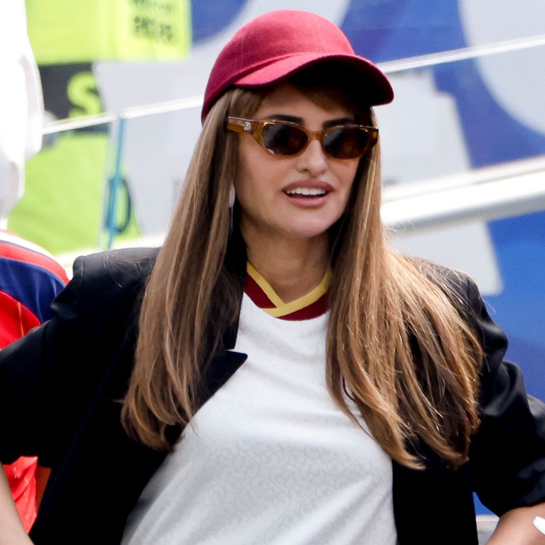 Ni Penélope Cruz pudo resistirse al 'fenómeno Keyne': la foto inédita que confirma que el hermano de Lamine Yamal es la estrella indiscutible del Mundial