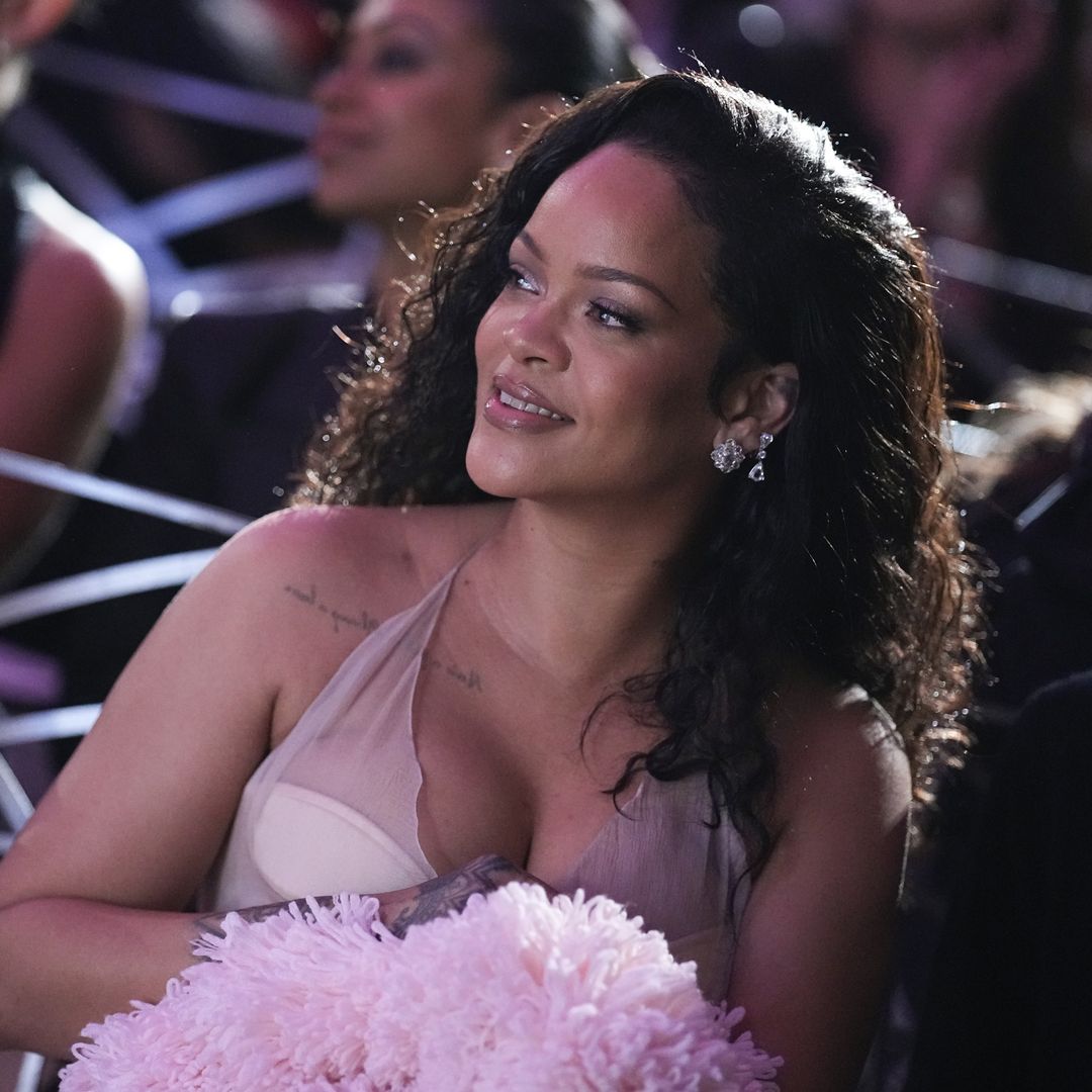 Rihanna se tatúa el dibujo infantil de sus hijos que se ha hecho viral por lo feo que es