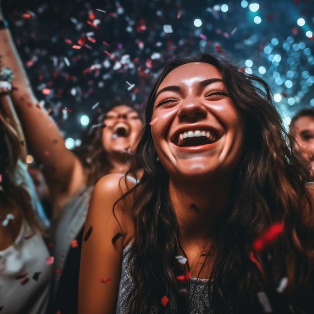 Su primera fiesta de Nochevieja: ¿de qué debemos advertirlos?