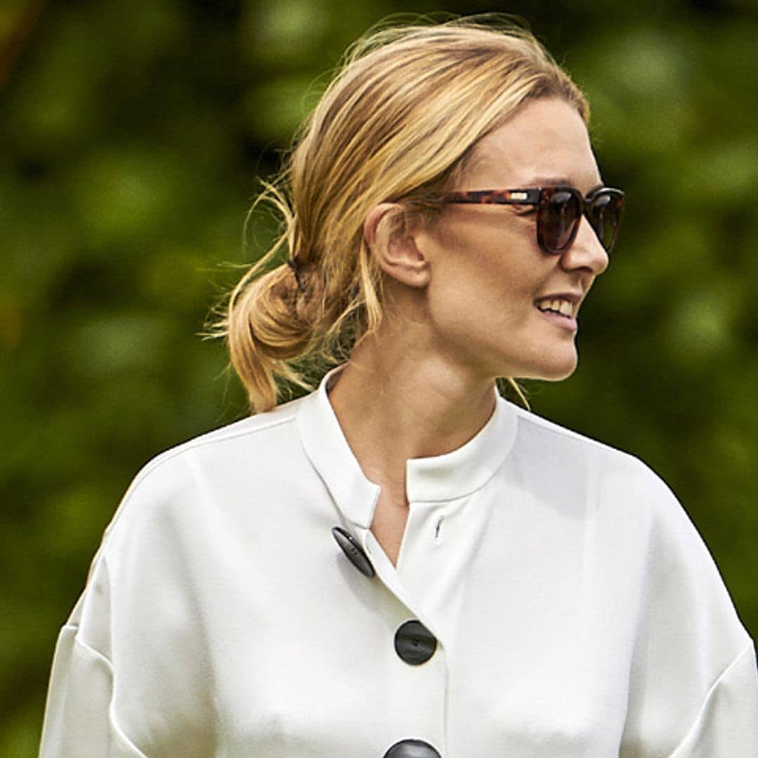 El vestido de flecos más exitoso de Marta Ortega vuelve a Zara este otoño por 40 euros