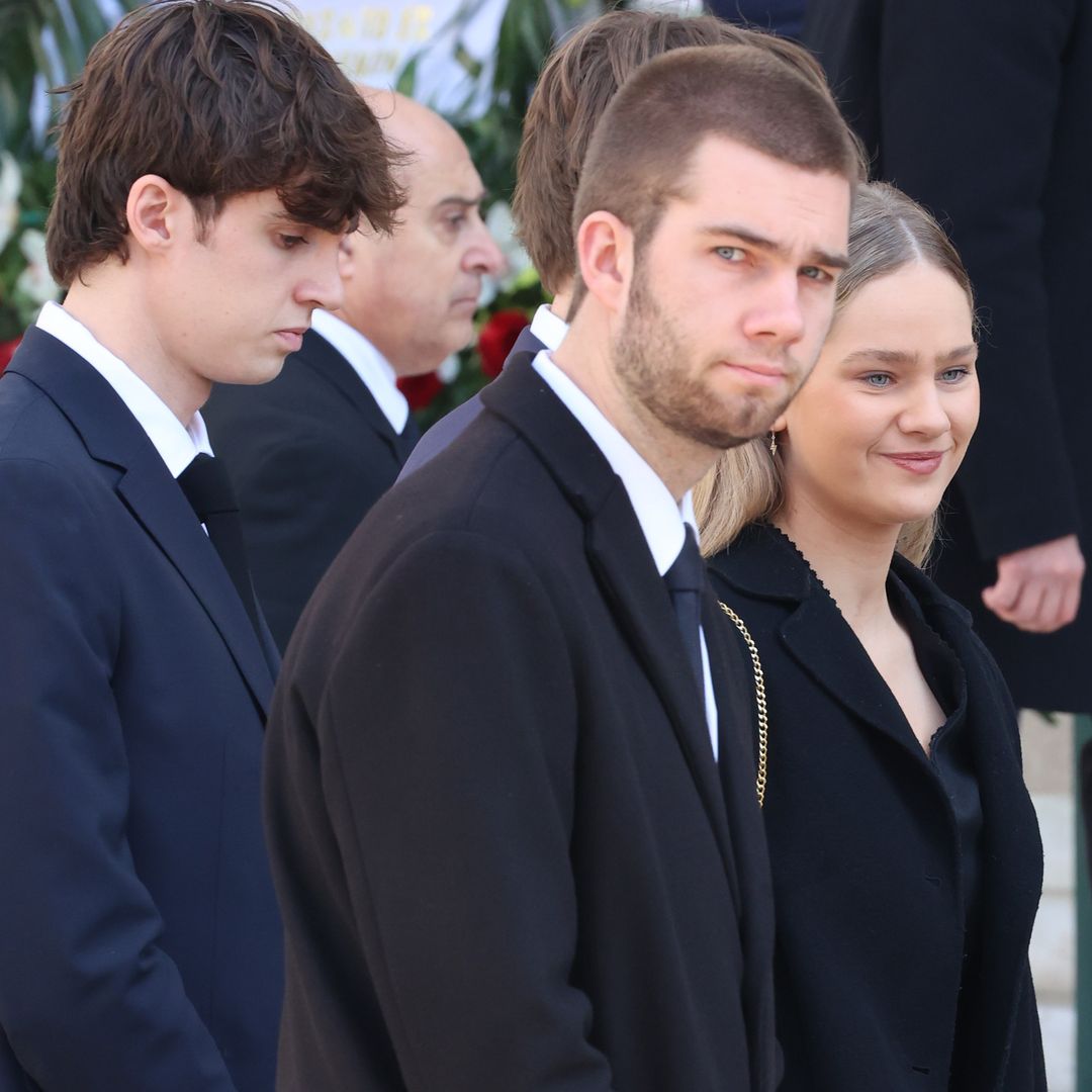 Pablo Nicolas, Juan Valentin e Irene Urdangarin, tres de los cuatro hermanos