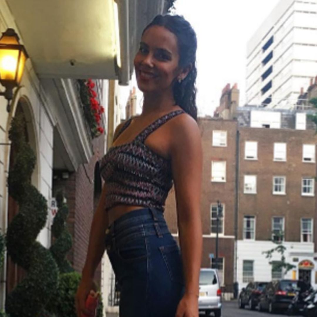 Cristina Pedroche 'supervisa' la nueva aventura de su marido en Londres