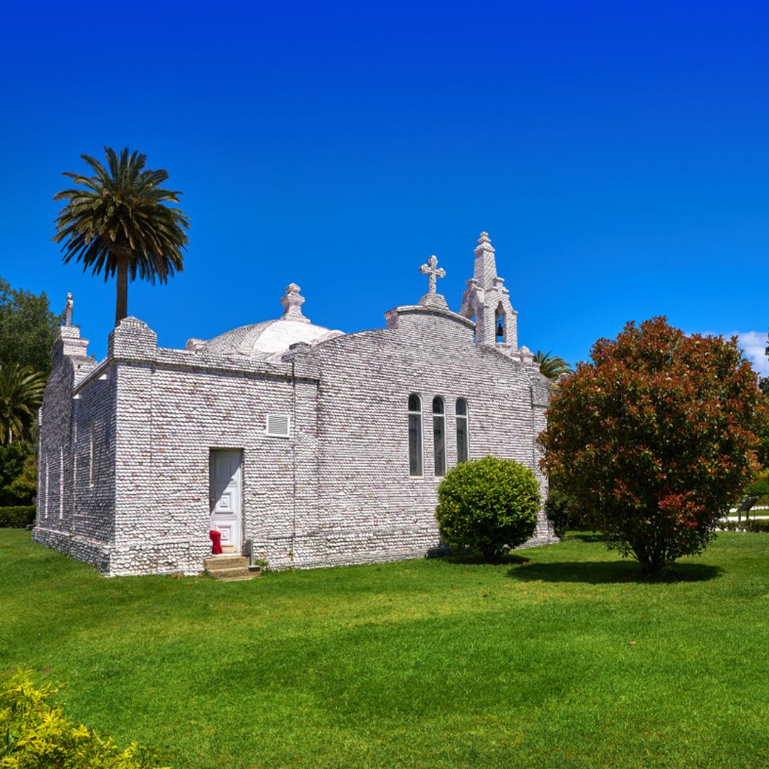 Capilla de San Caralampio o de las Conchas, en La Toja