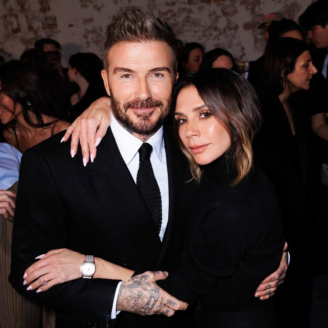 David Beckham se pone el delantal y sube la temperatura en la cocina con Victoria