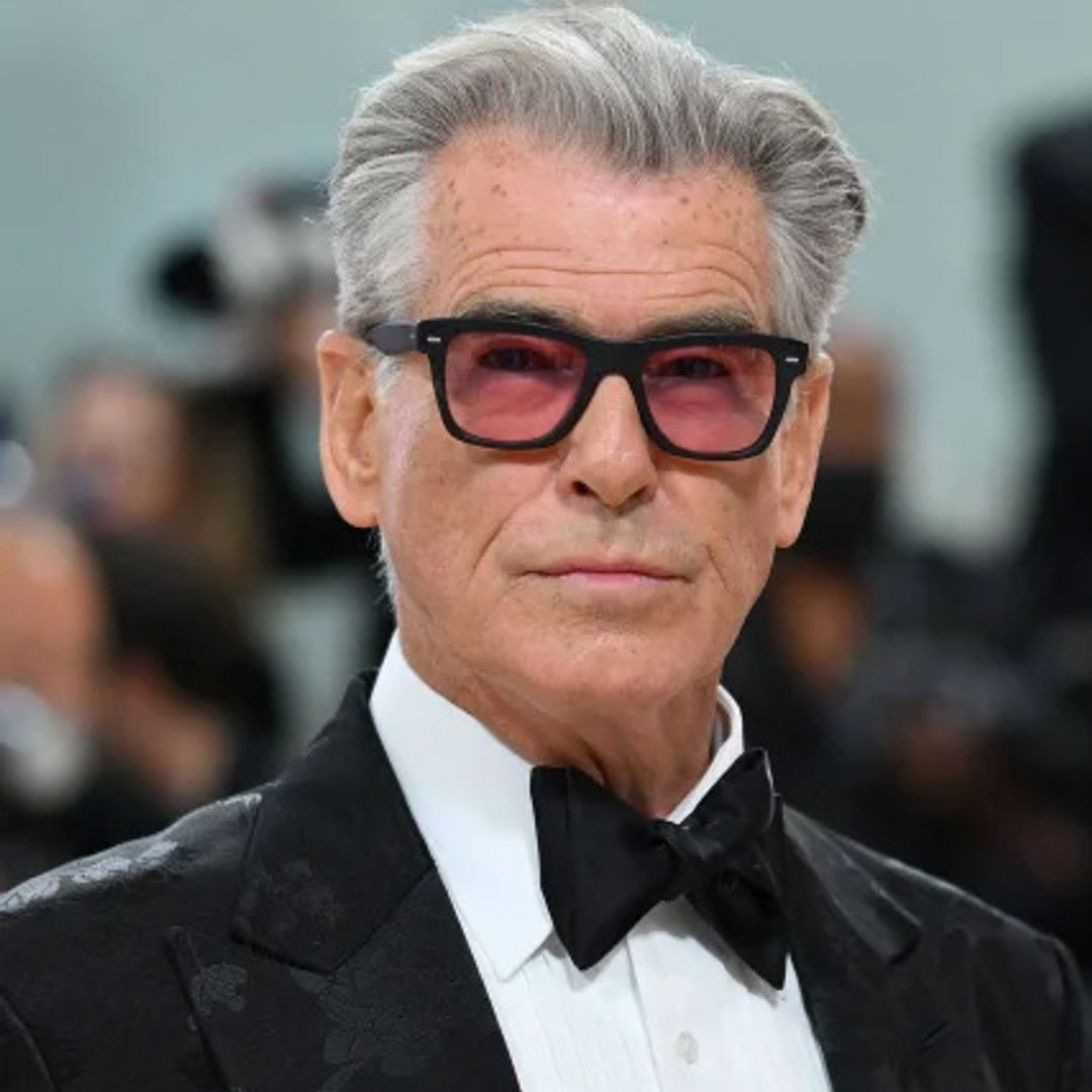 Pierce Brosnan y su mujer Keely Shaye Smith dan un giro radical a su vida, 25 años después, por un motivo de causa mayor