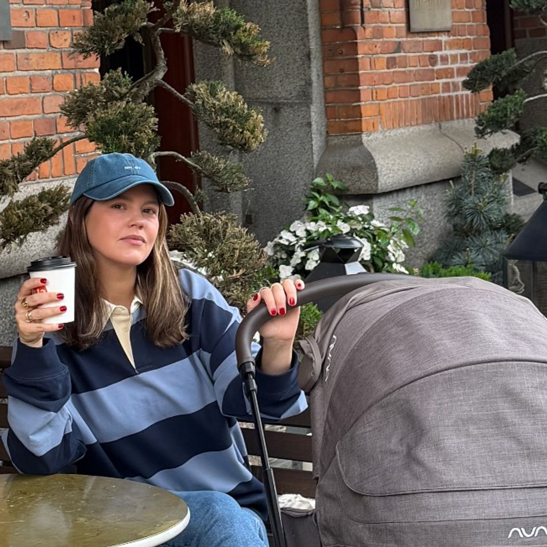 Entre trenzas, biberones y una tarta de verano, la cara más familiar de Isabelle Junot