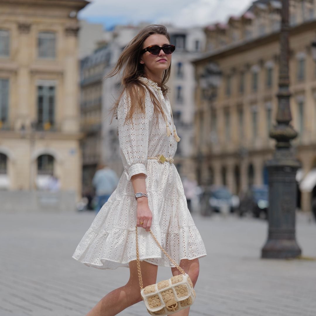 Elegante y 'chic': copia los básicos de verano de las francesas y viste genial estas vacaciones