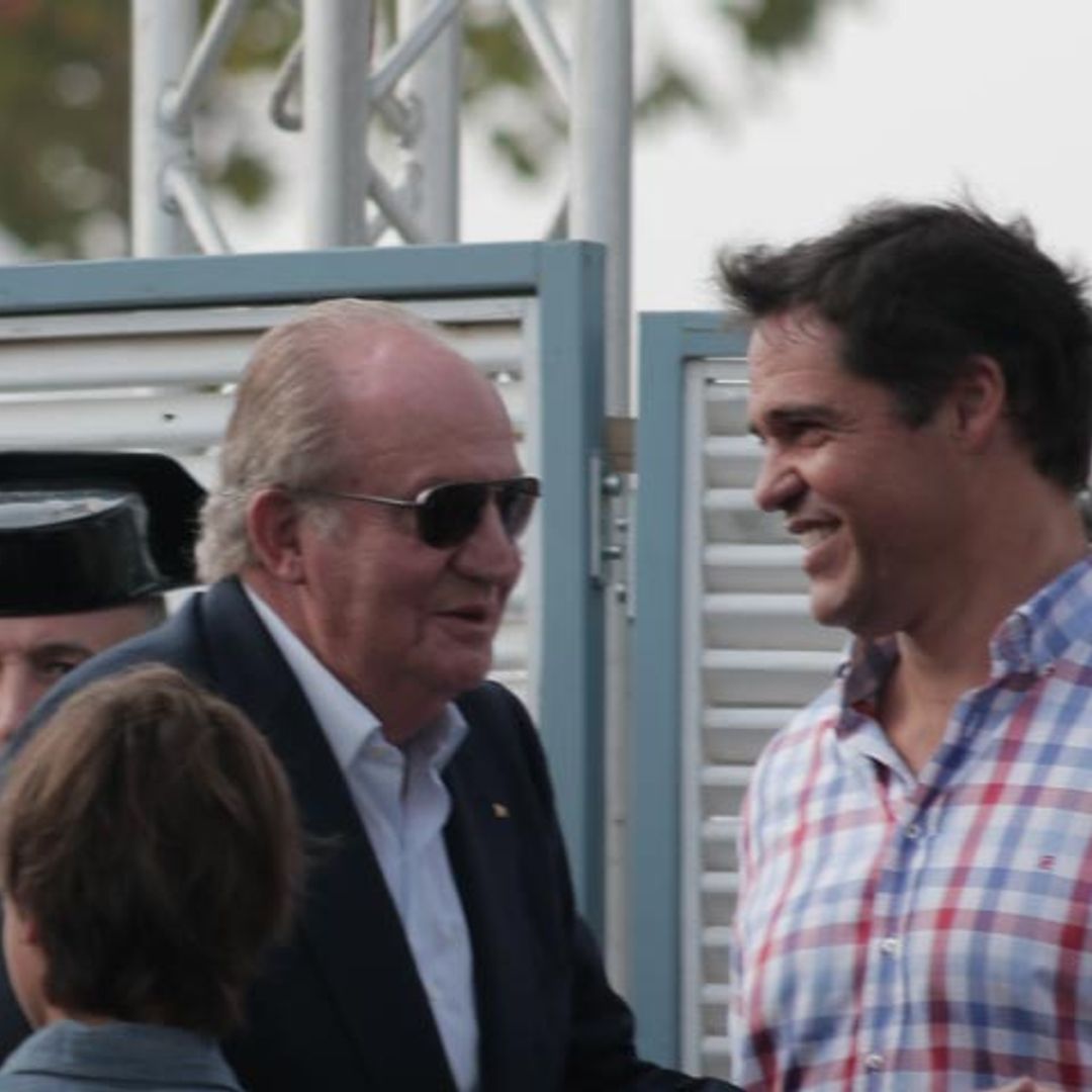 El rey Juan Carlos y Luis Alfonso de Borbón, juntos en la entrega de premios del Torneo Internacional de Polo de Sotogrande