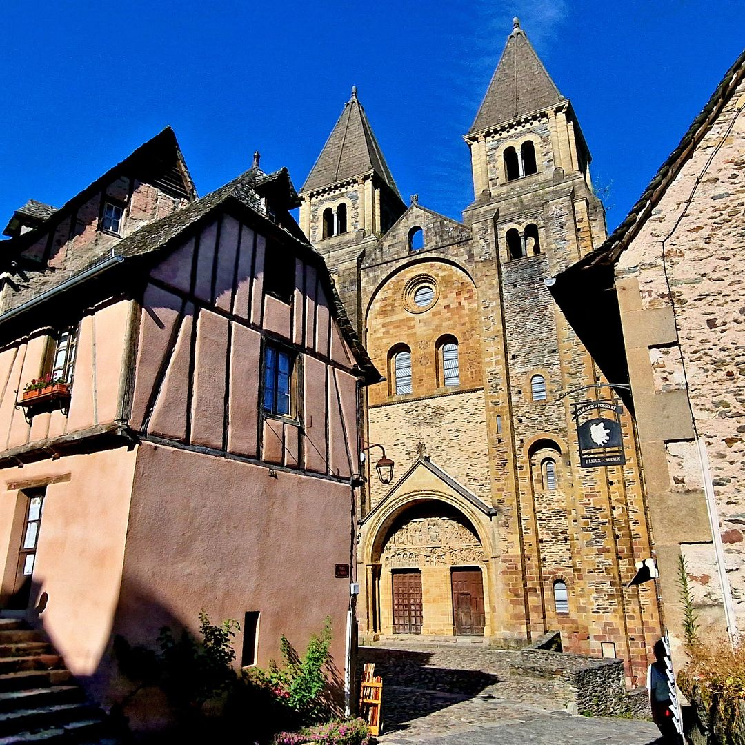 Los pueblos medievales más bonitos del sur de Francia: castillos, artesanos, cascadas y un queso con 100 años de historia