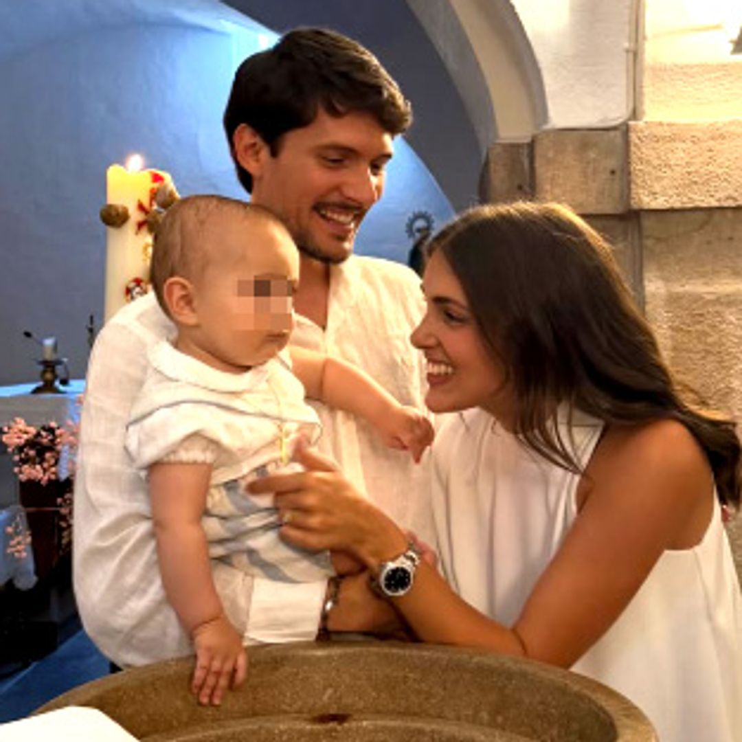 Carlos Right (OT) y Claudia Torregrosa bautizan a su hijo: las fotos y todos los detalles de "un día lleno de amor"