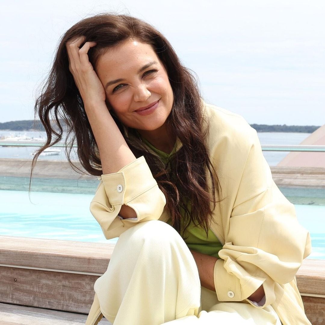 Katie Holmes deslumbra con un nuevo corte de cabello