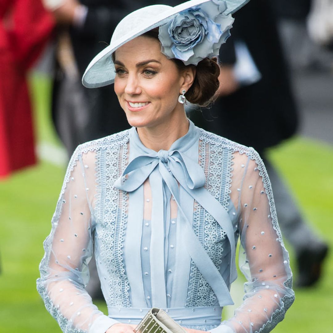 Copia el look transparente más buscado de Kate Middleton por 21 euros