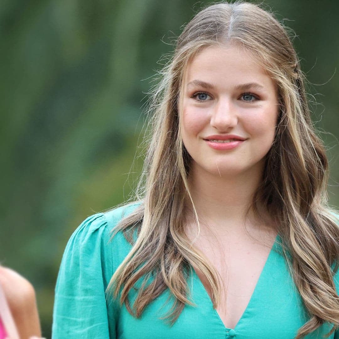 Los looks más vibrantes de la princesa Leonor en color verde, su nuevo tono estrella