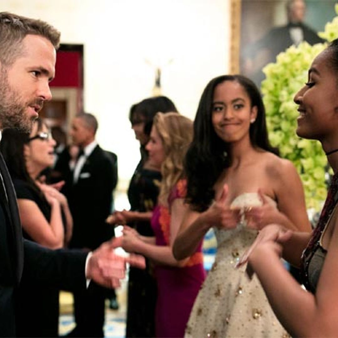 ¡Qué emoción! El divertido momento en que Malia y Sasha Obama conocen a Ryan Reynolds
