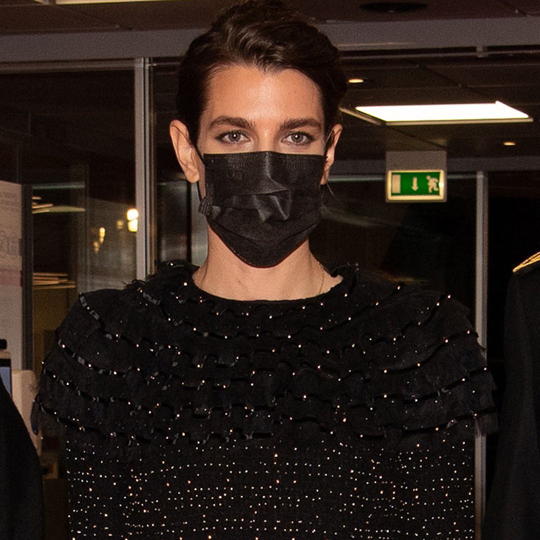 La austeridad de Carlota Casiraghi en su último look de gala
