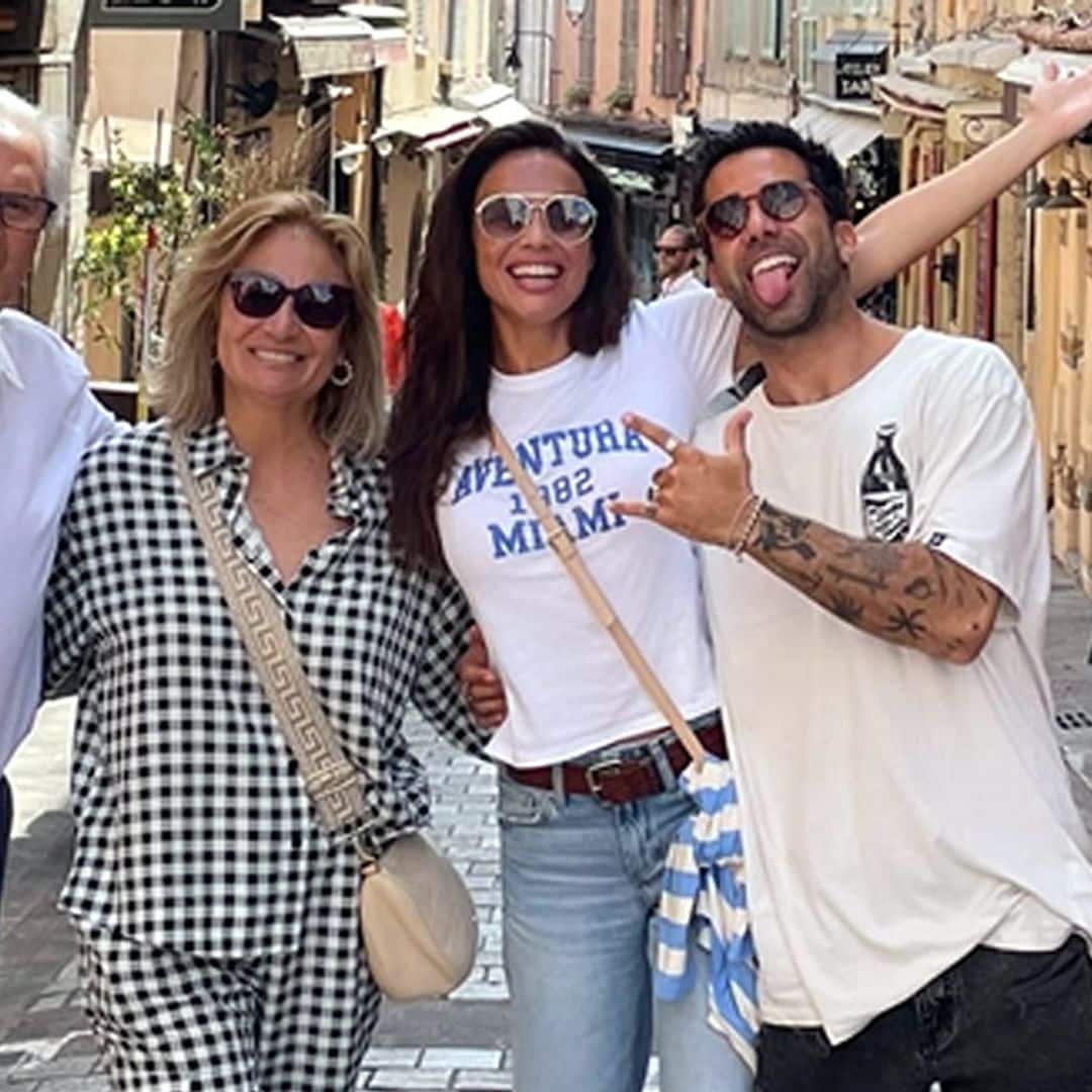 Lara Álvarez celebra su cumpleaños con un inolvidable viaje en familia ¡y enamoradísima!